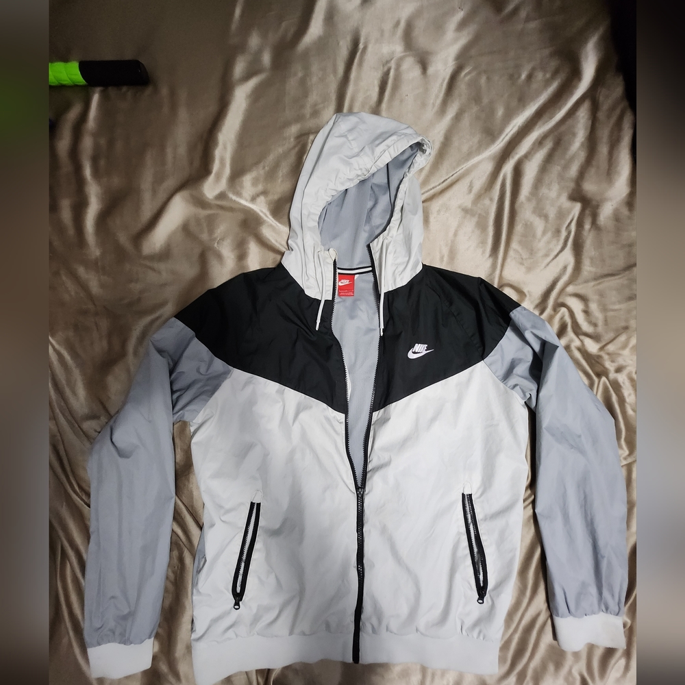Nike windbreaker